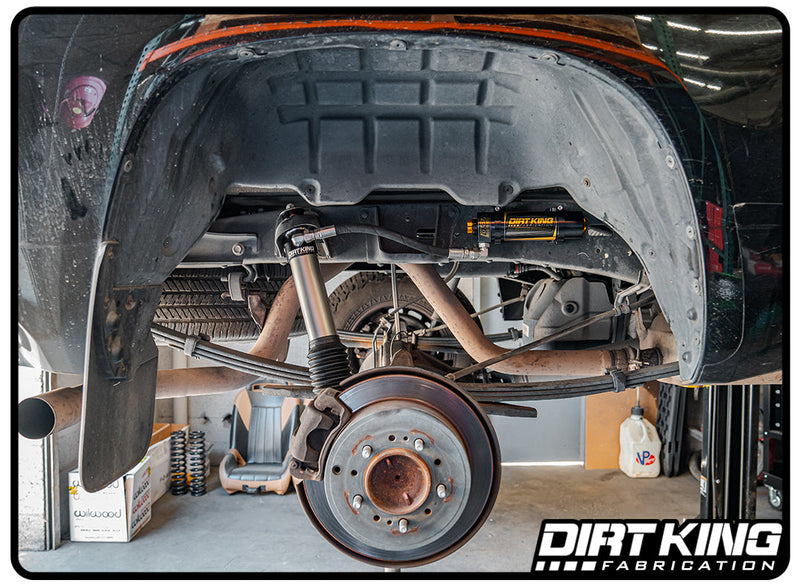 Dirt King 2.5 Smooth Body Shocks | DCA Remote Reservoir | 07-21 Tundra - Underland Offroad