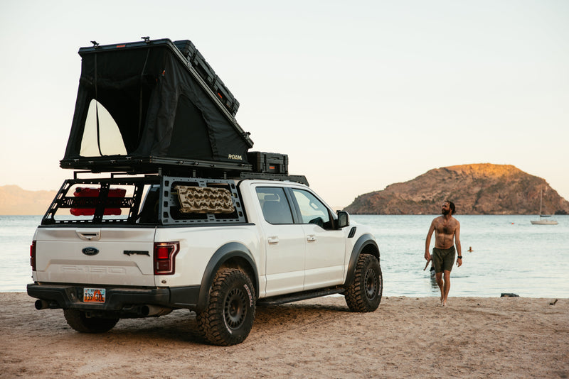 The Desperado Hardshell Rooftop Tent - Underland Offroad