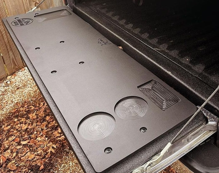 Mountain Hatch Tailgate Table | 1989-2004 Toyota Pickup / 1st Gen Tacoma