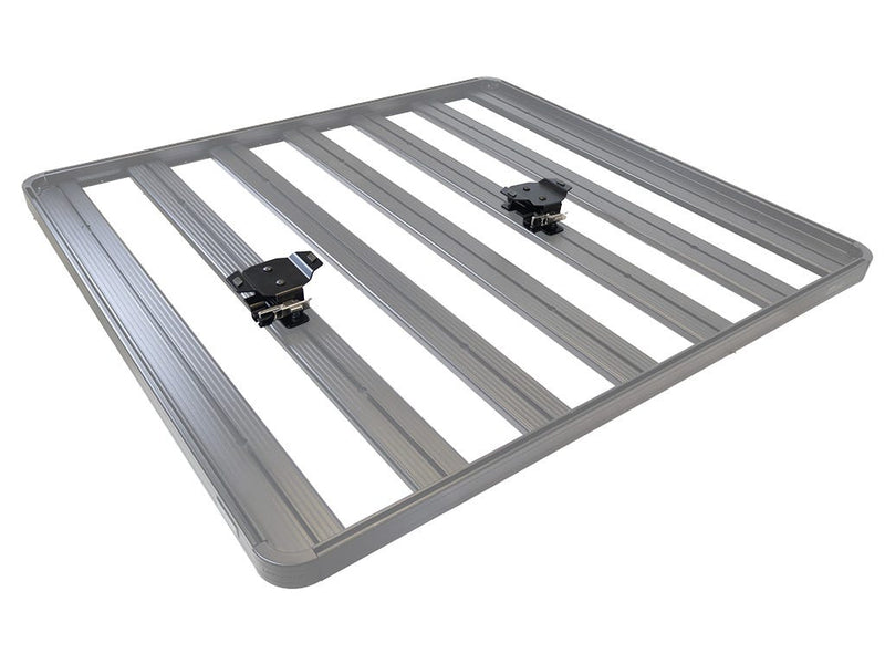 Dometic Front Runner Quick Release Shower Mount
