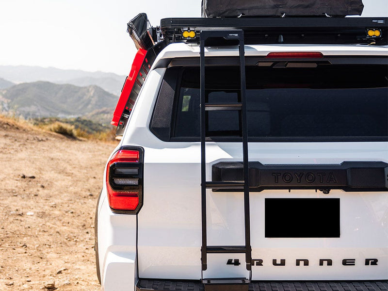 Dometic Front Runner Toyota 4Runner (6 Gen) Ladder