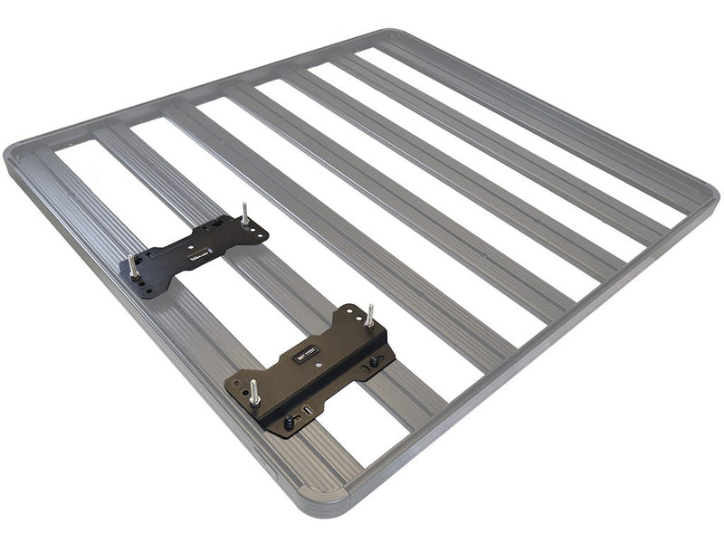 Dometic Front Runner Recovery Device Mounting Kit